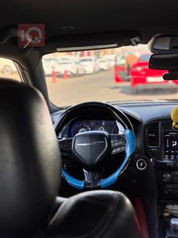 كرايسلر 300